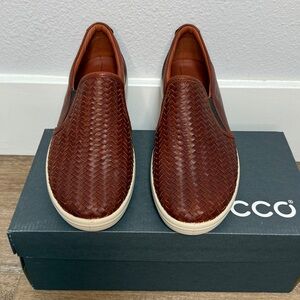 Ecco Soft 7 woven leather slip on sneakers